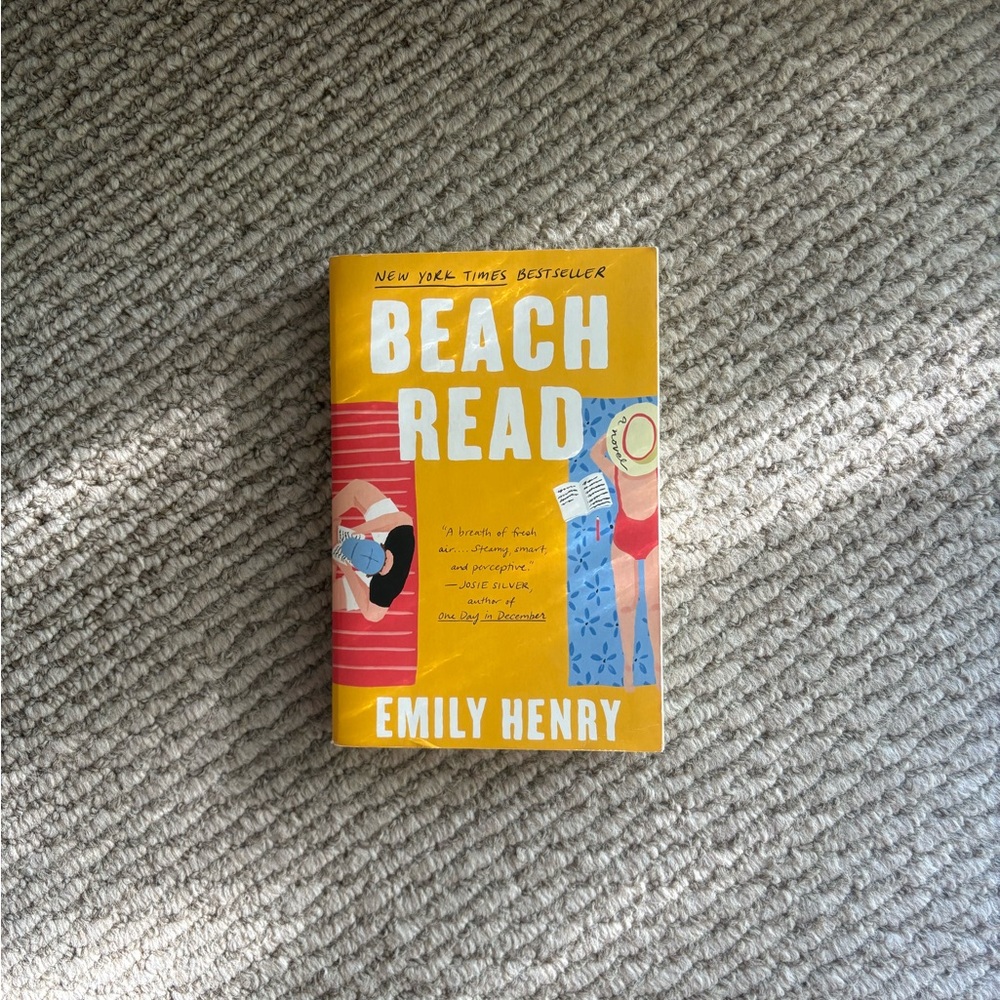Beach Read by Emily Henry
